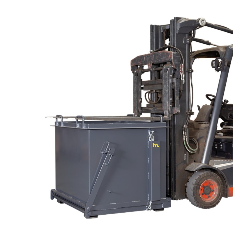 Vista de 3/4 de la tolva con descarga inferior 800l con carretilla elevadora- posición baja