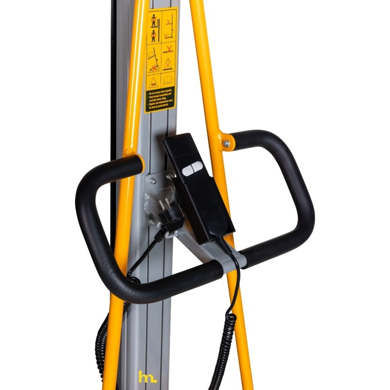 Zoom sobre el control remoto del Apilador Semi Eléctrico 150Kg - Puesto de trabajo