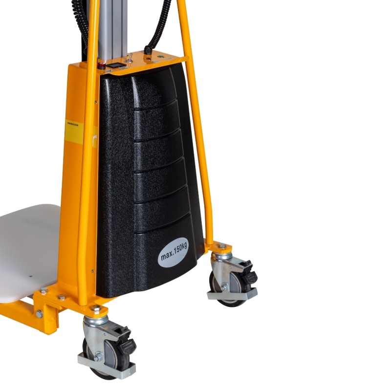 Zoom sobre las ruedas del Apilador Semi Eléctrico 150Kg - Puesto de trabajo