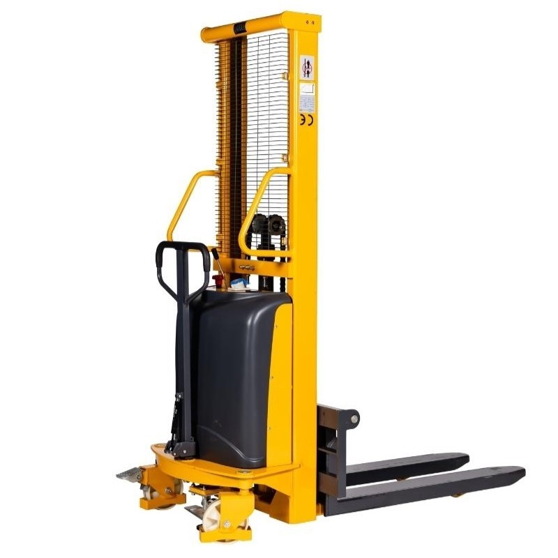 Vista 3/4 del Apilador Semi Eléctrico 1000Kg - Elevación 1600mm horquillas elevación baja