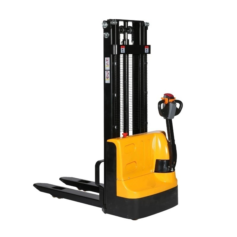 Apilador Eléctrico 1500kg - Elevación 2500 mm - vista trasera